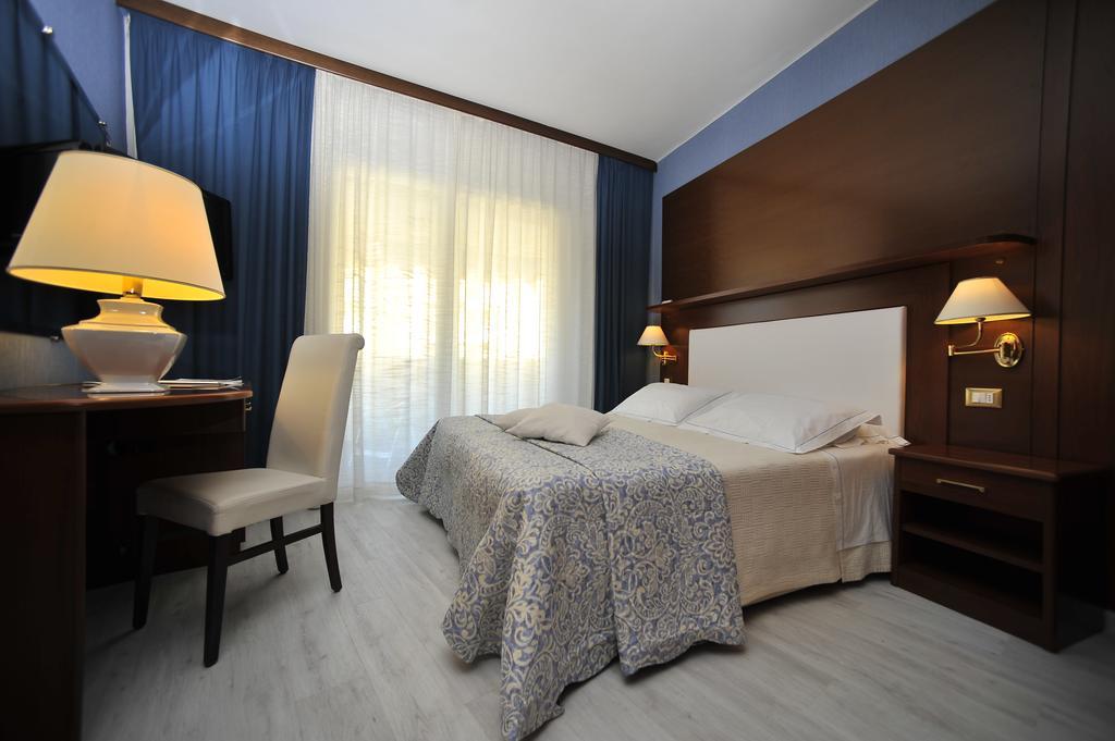 ביביונה Hotel Corallo מראה חיצוני תמונה